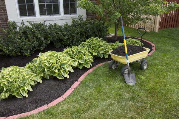 Landscape Mulching in Fenton