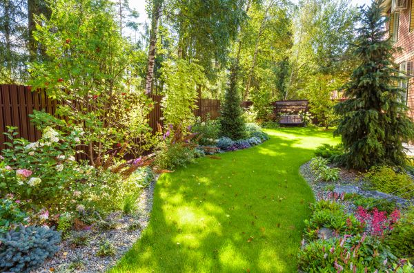 Monthly Garden Maintenance in Fenton